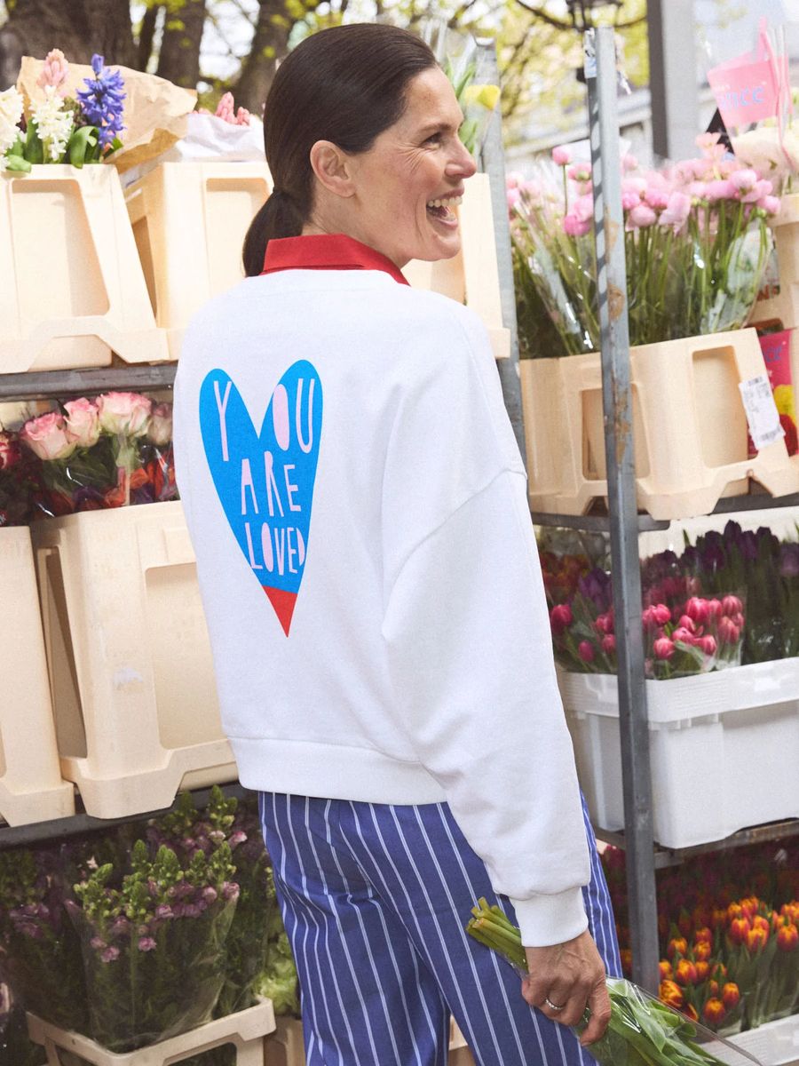 Statement-Pullover mit Herz-Print