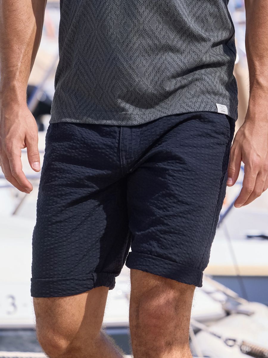 Strukturierte Chino-Shorts aus Baumwoll-Seersucker