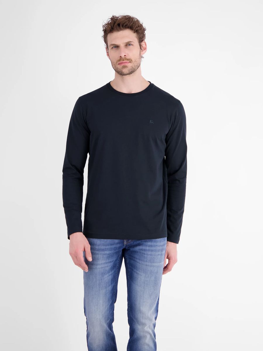 Essentials Langarmshirt aus leichter Baumwolle