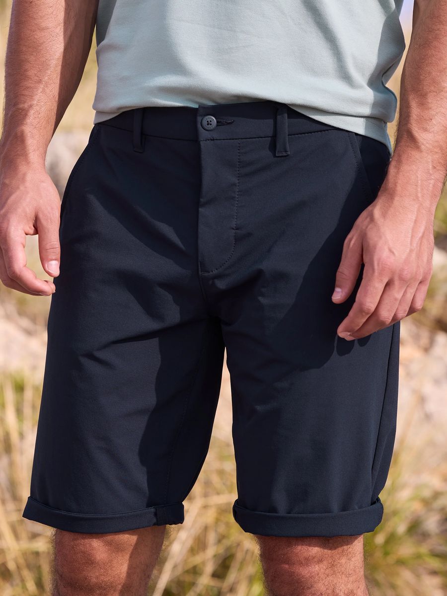 Sportliche Chino-Shorts aus Nylon-Mix