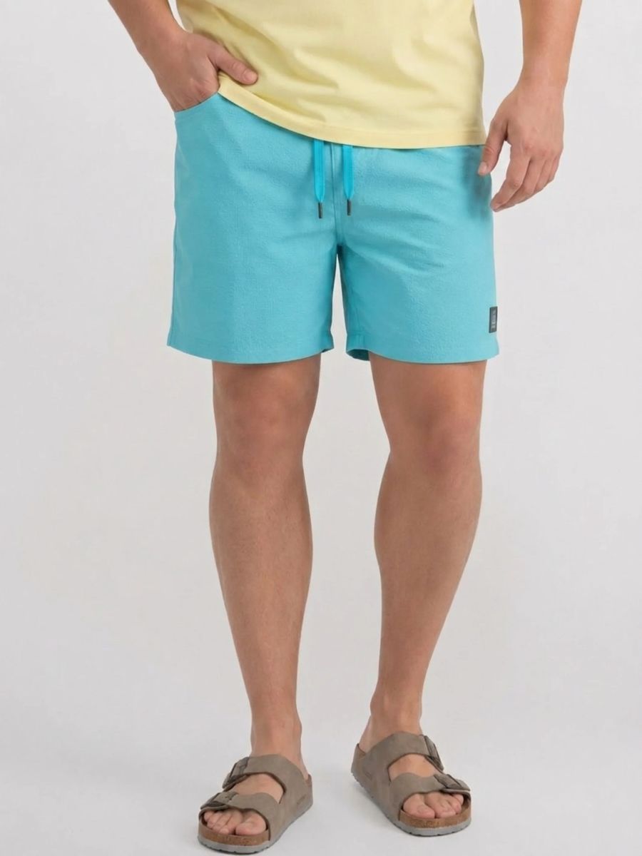 Sportliche Badeshorts mit Tunnelzug
