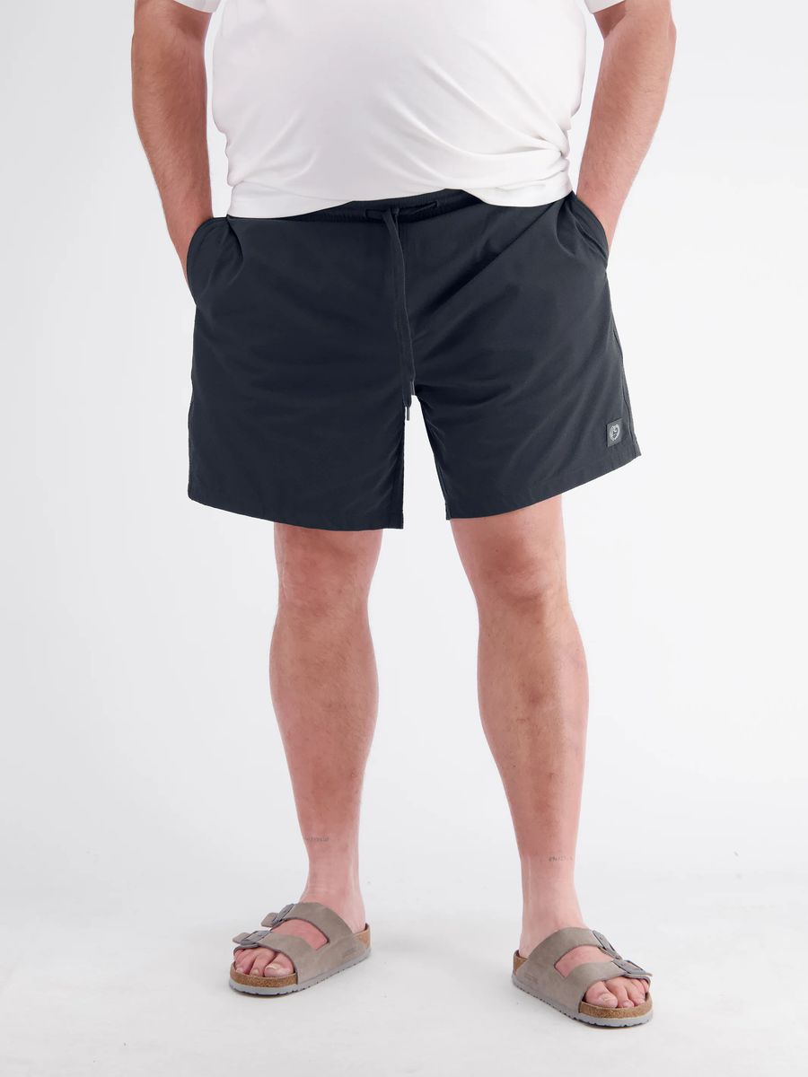 Sportliche Badeshorts mit Tunnelzug