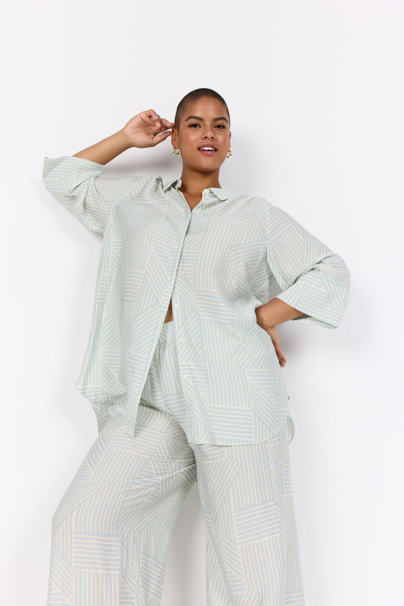 Geometrische Bluse mit Dreiviertelärmeln