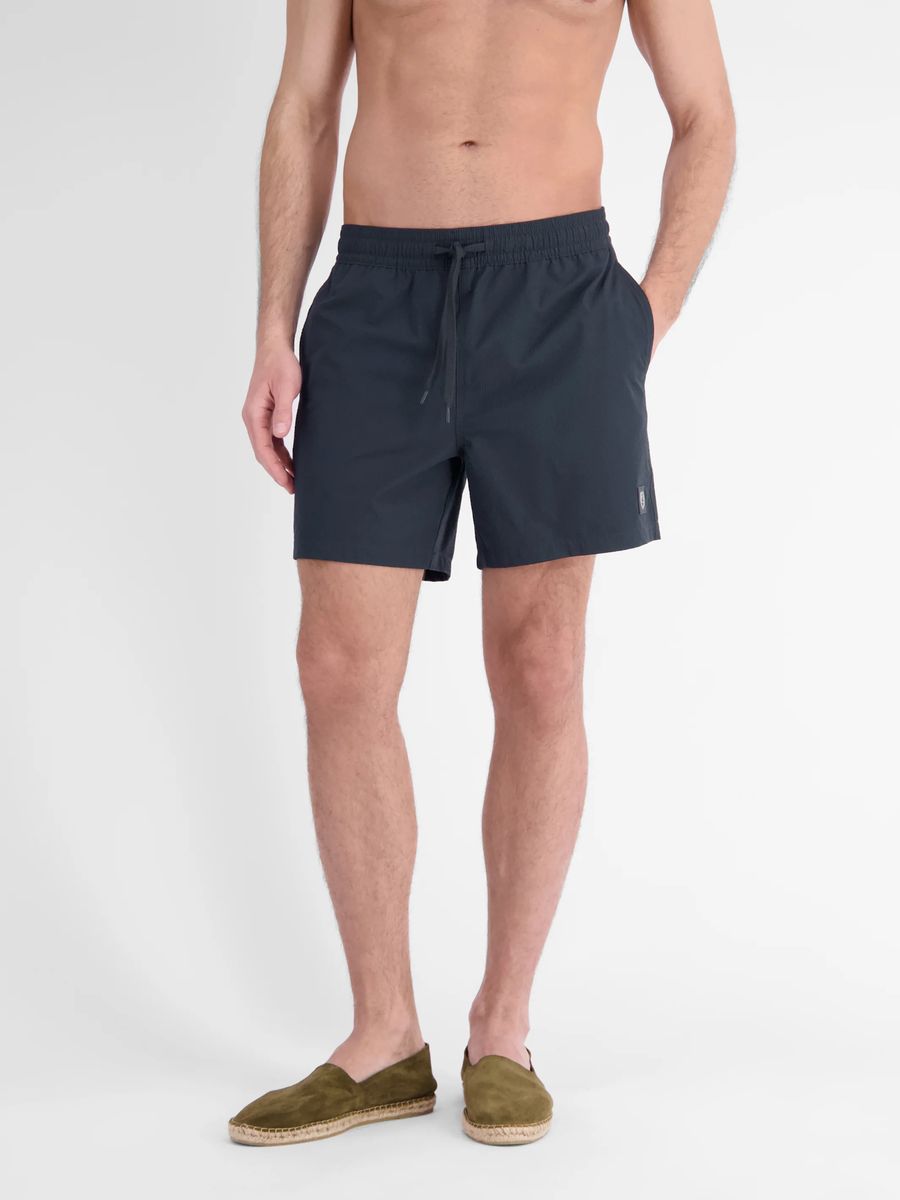 Sportliche schnelltrocknende Badeshorts mit Kordelzug