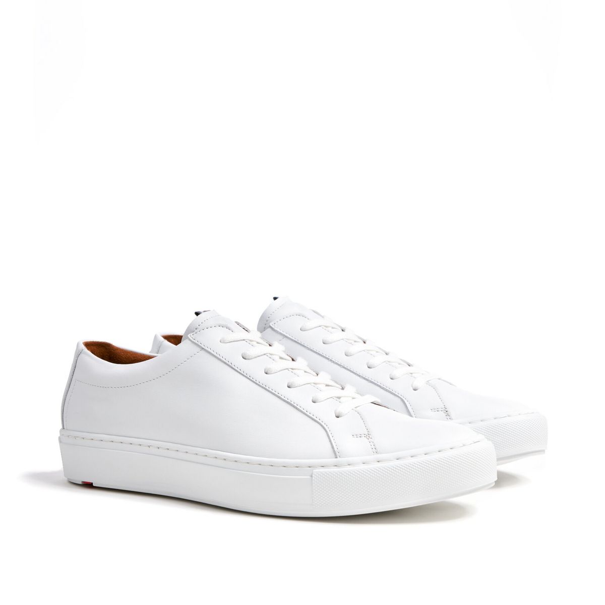Minimalistische Glattleder-Low-Tops