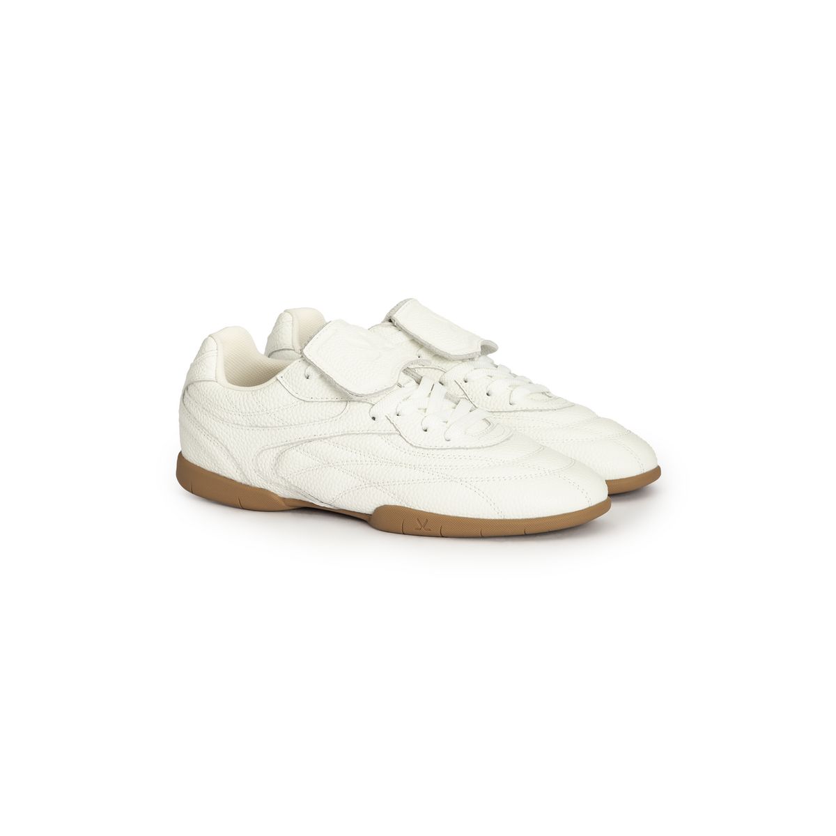 Retro-Sneaker aus genarbtem Leder