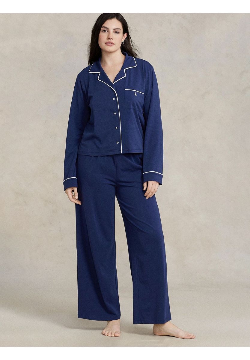 Klassisches Schlafanzug-Set mit Paspelbesatz