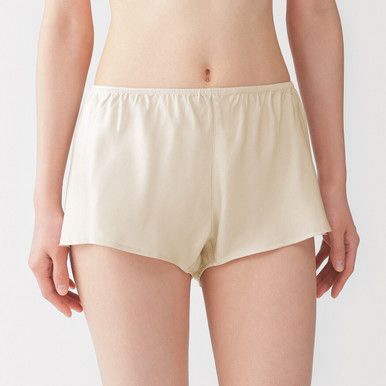 Fließende Lounge-Shorts aus Lyocell-Satin