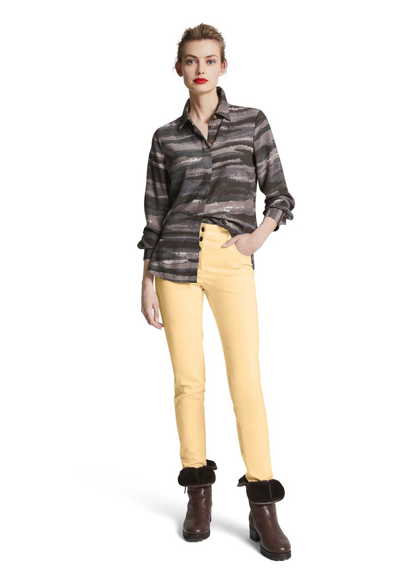 Highwaist-Jeans aus Power-Stretch