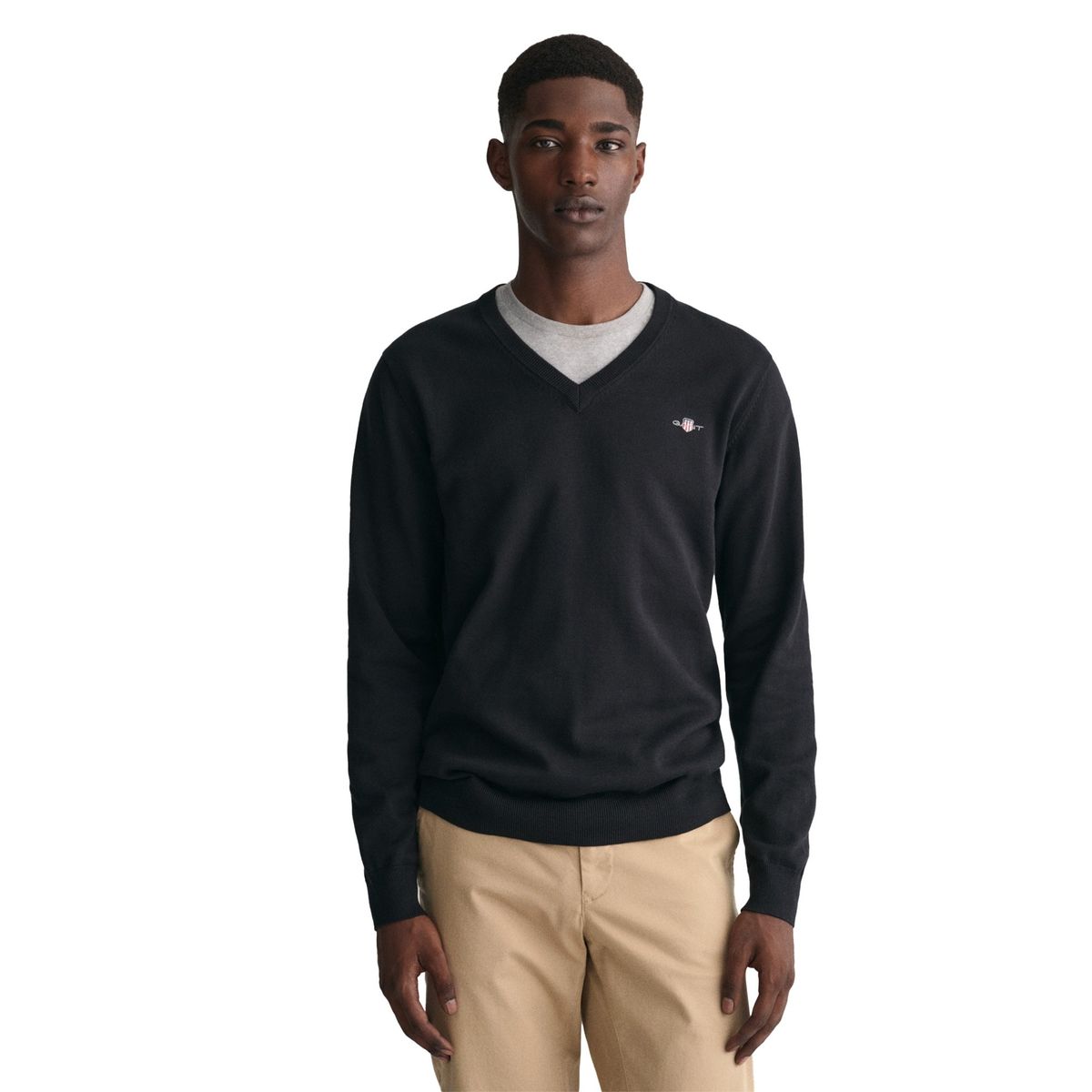 Klassischer Baumwollpullover mit V-Ausschnitt