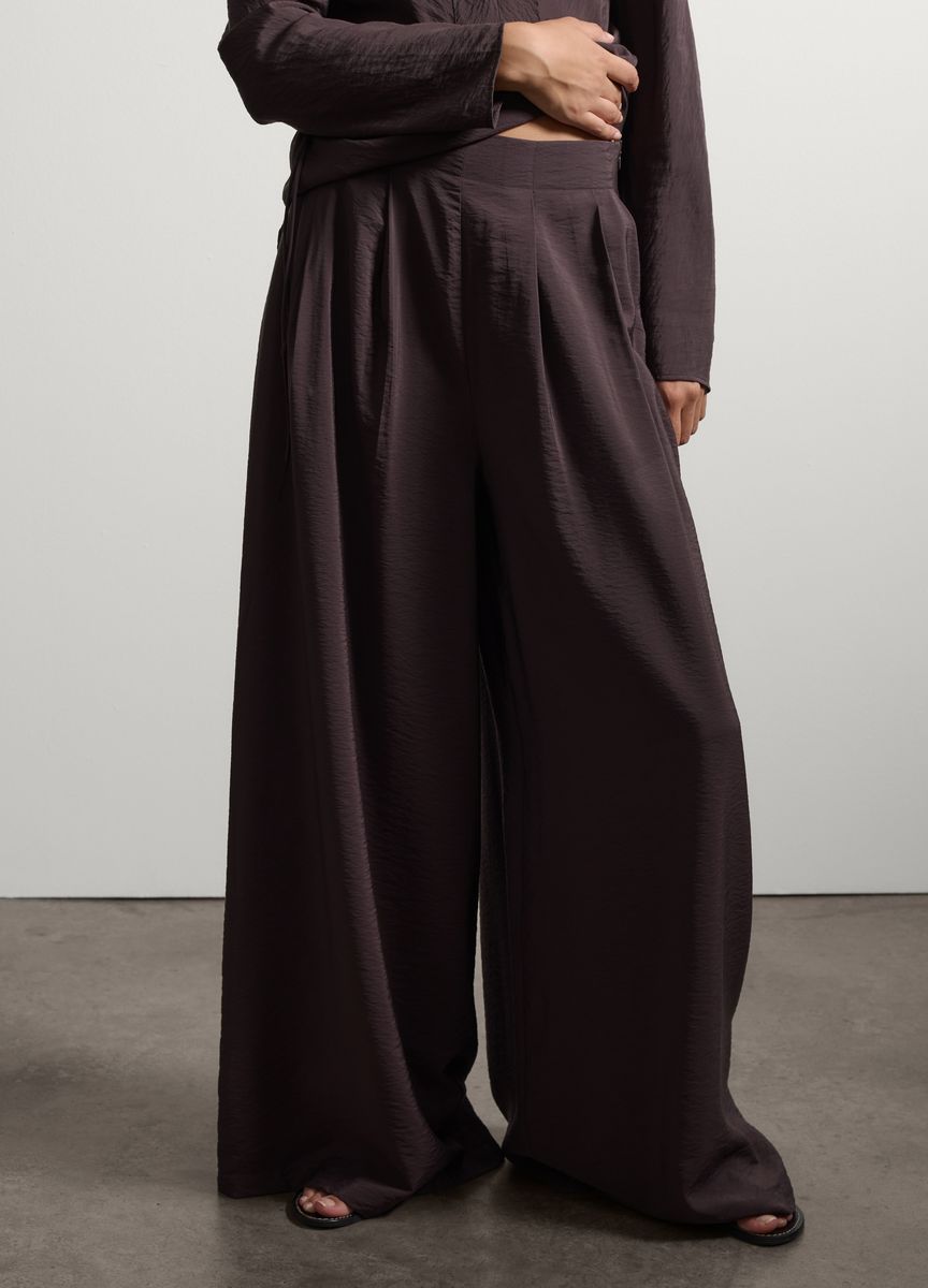 Elegante weite Hose mit Struktur