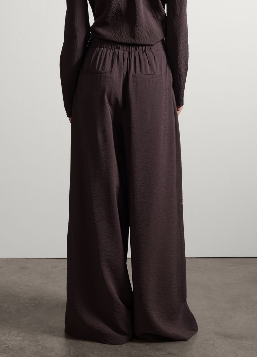 Elegante weite Hose mit Struktur