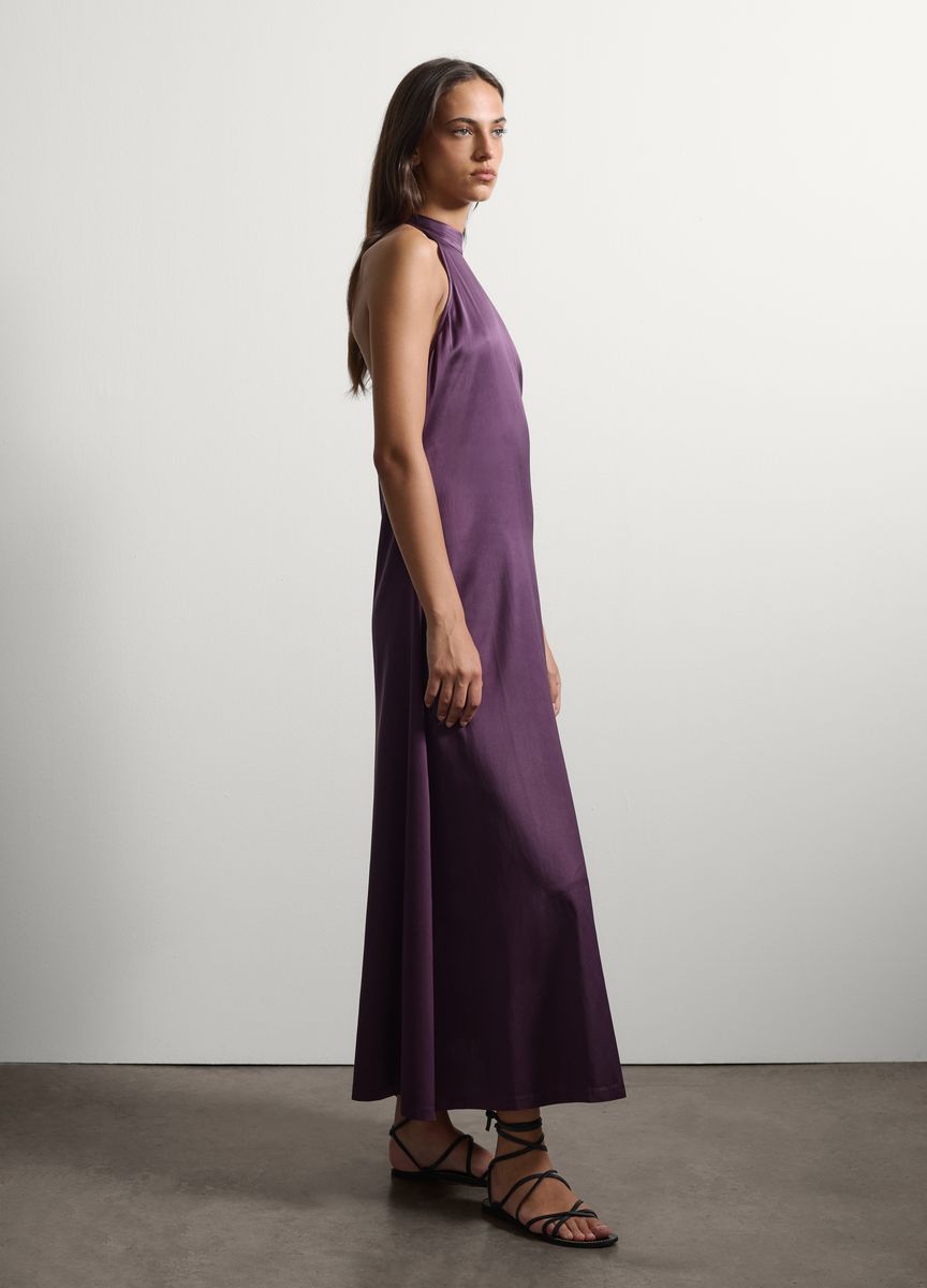 Fließendes Satin-Maxikleid mit Neckholder