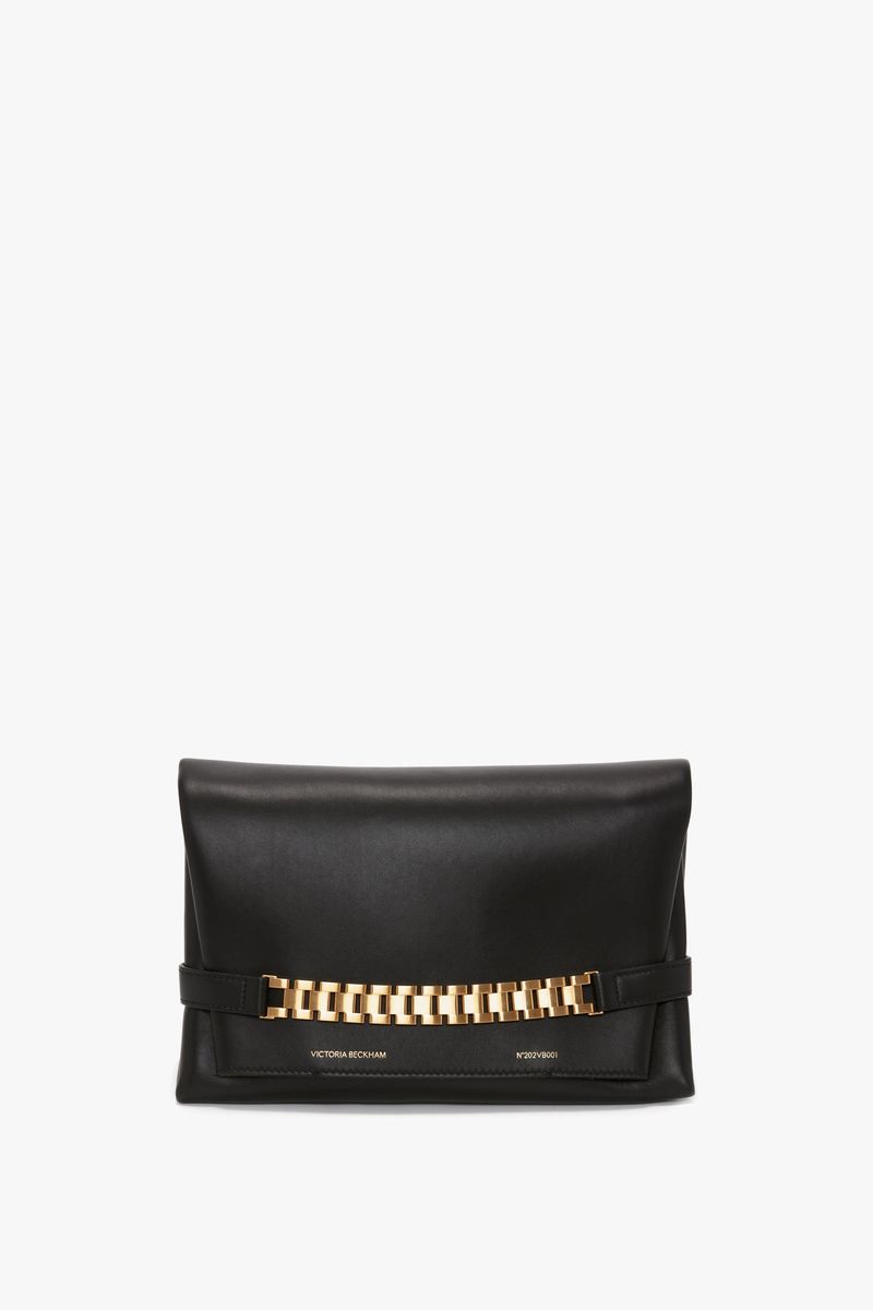 Leder-Pouch mit Kettendetail