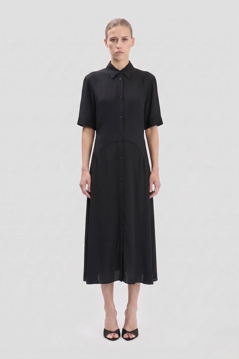 Tailliertes Midi-Hemdkleid mit Paneelen