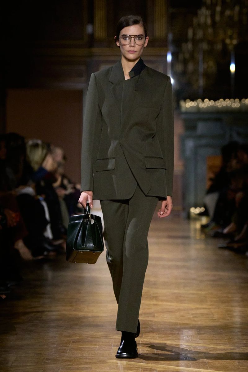 Maßgeschneiderte Hose aus Mouliné-Twill