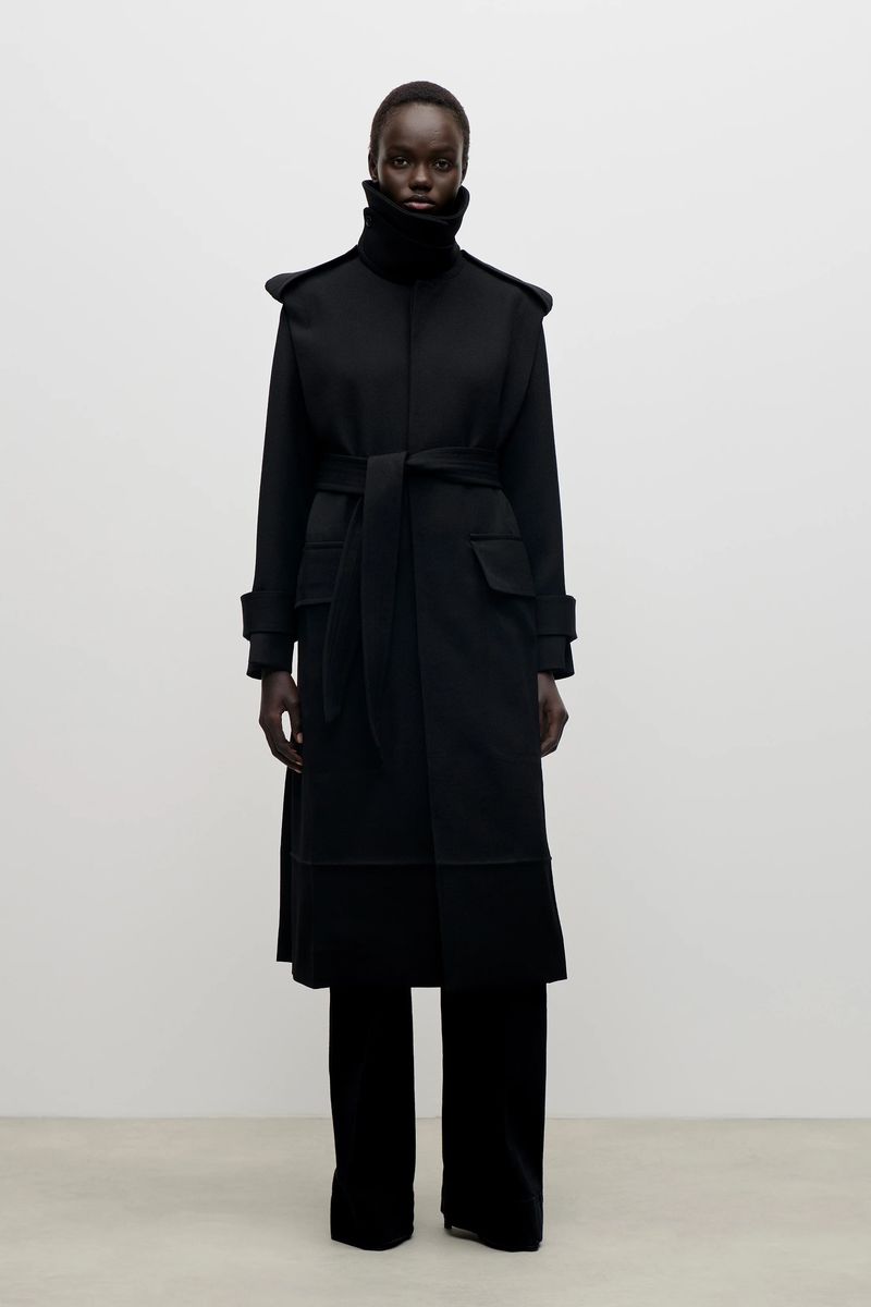 Maßgeschneiderter Trenchcoat aus Mouline-Twill
