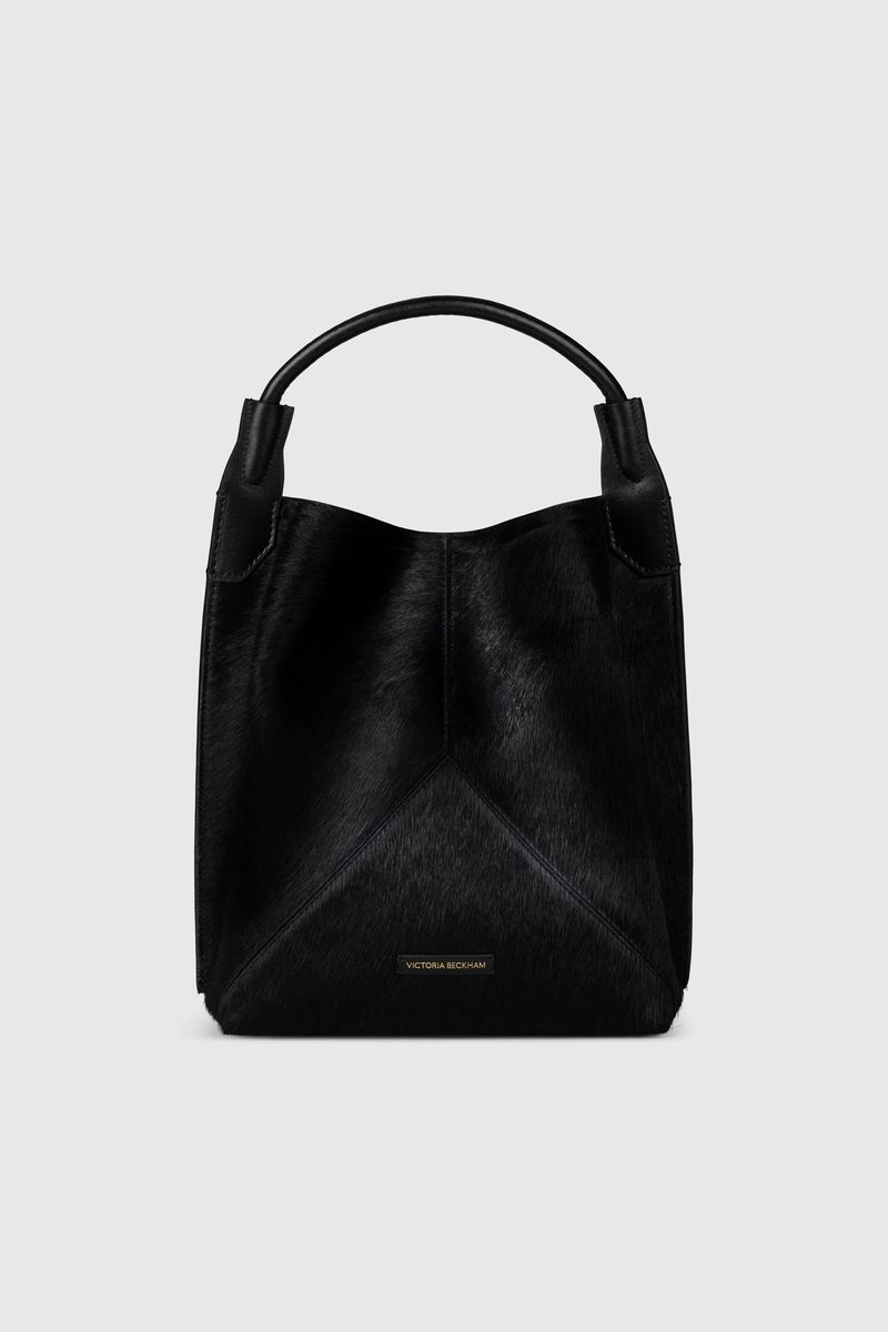 Geometrische Beuteltasche aus Pelzleder