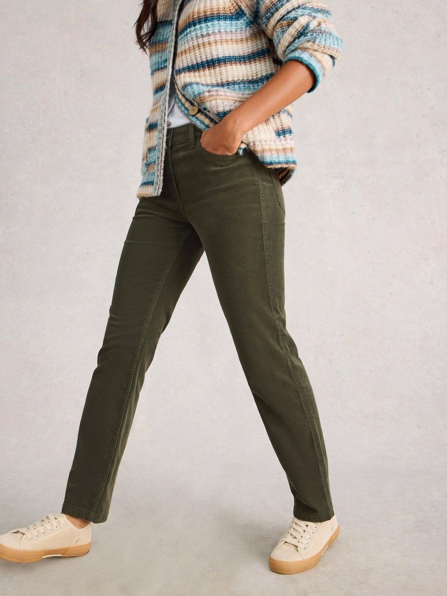 Klassische Cordhose mit geradem Bein