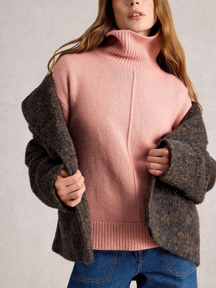 Kuscheliger Rollkragenpullover mit Mittelnaht