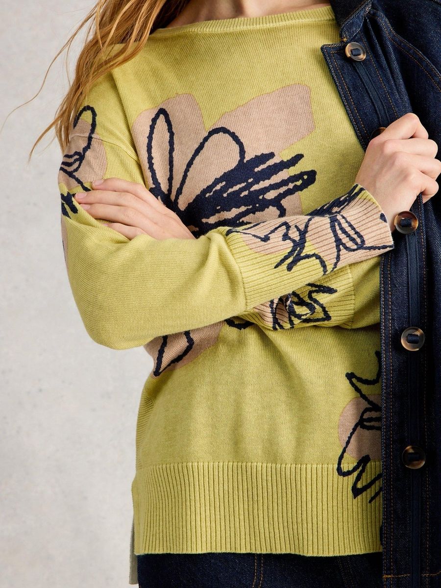 Hellgrüner Strickpullover mit Blumenprint