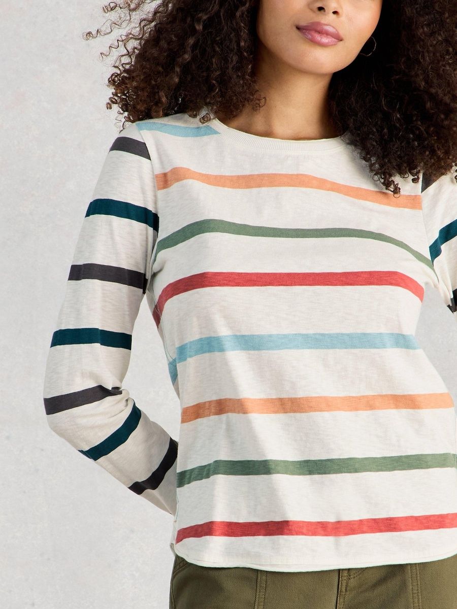 Lässiges Langarmshirt mit bunten Streifen