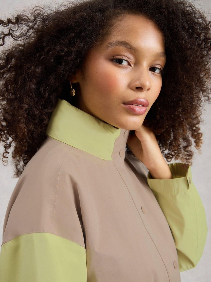 Wasserfester Regenparka im Color-Blocking-Design