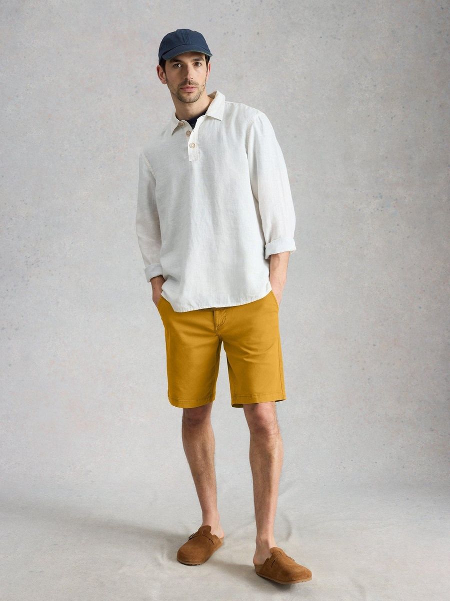Klassische Chinoshorts mit geradem Bein