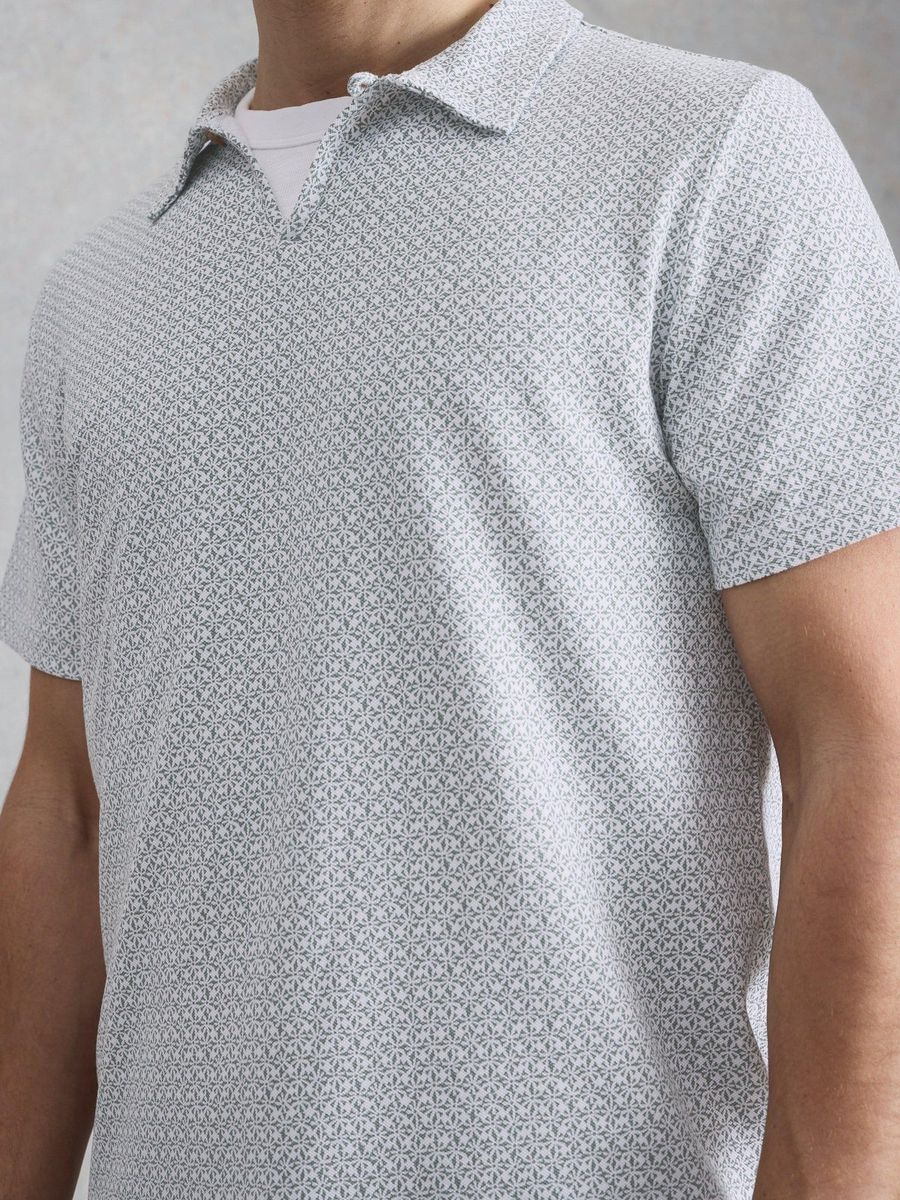 Poloshirt mit geometrischem Muster