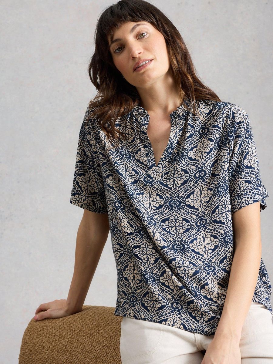 Lockere Bluse mit Medaillon-Print