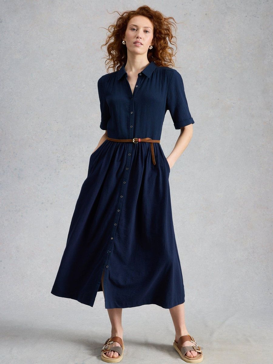Fließendes navyblaues Baumwoll-Hemdkleid