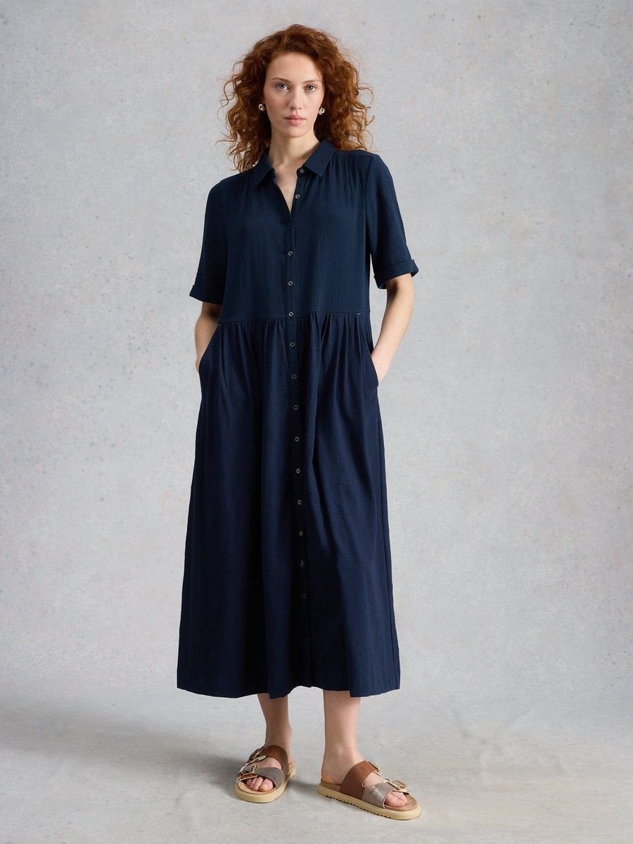 Fließendes navyblaues Baumwoll-Hemdkleid