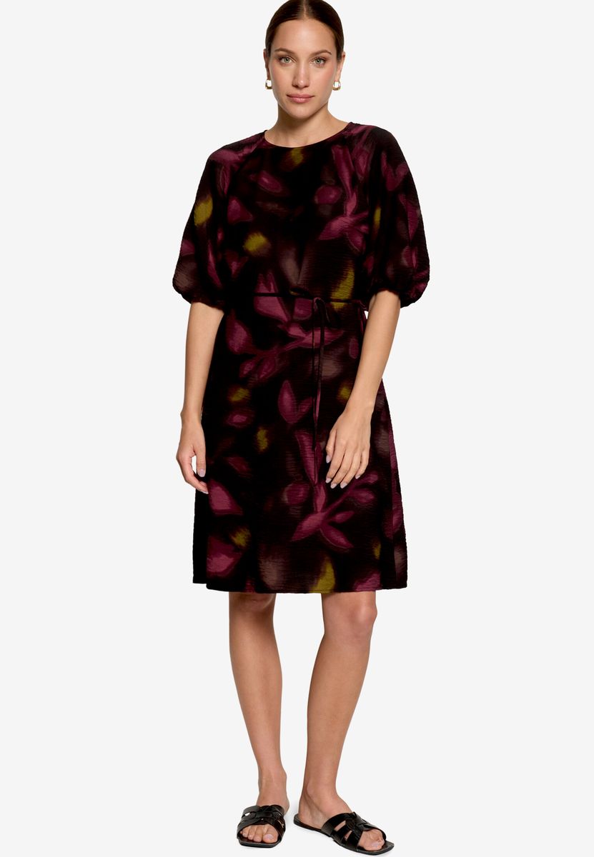 Verschwommenes Blumen-Minikleid mit Gürtel