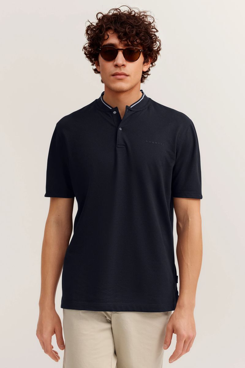 Modernes Poloshirt mit Collegekragen