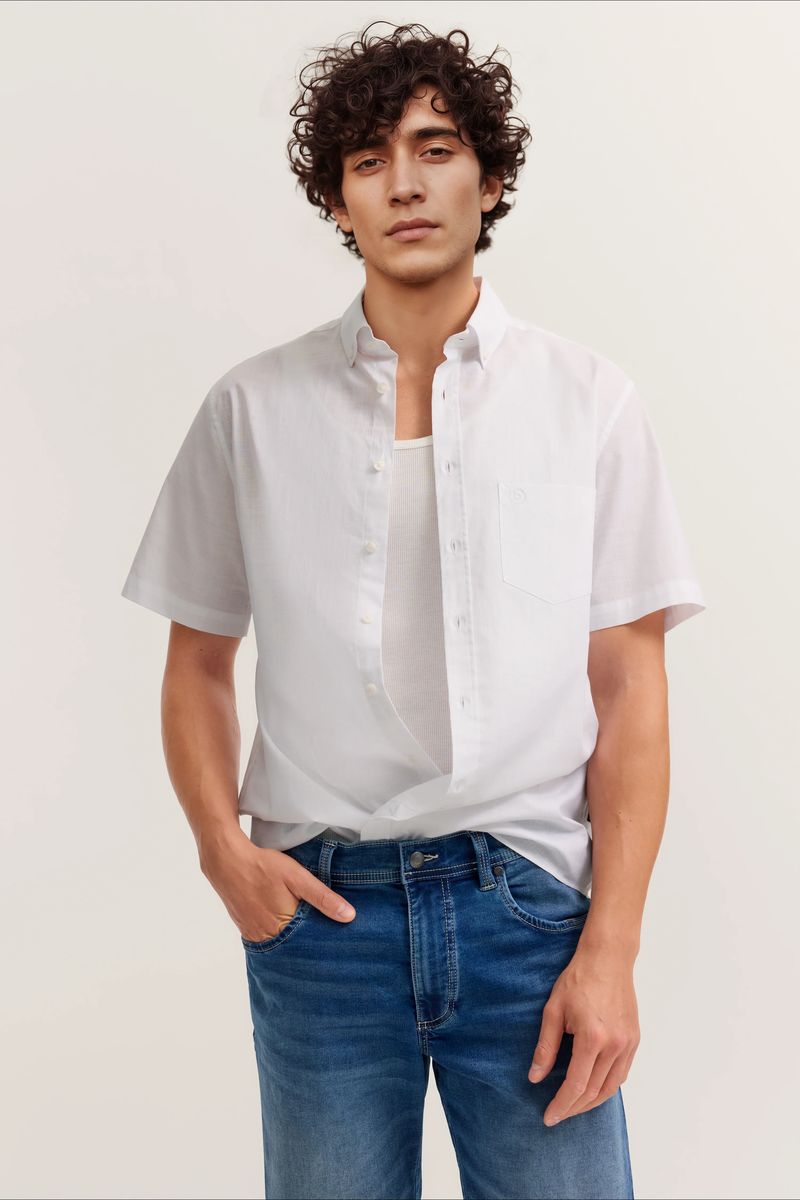 Klassisches Kurzarmhemd mit Button-Down-Kragen