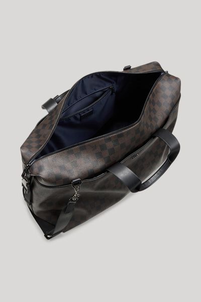Eleganter Weekender mit Schachbrettmuster