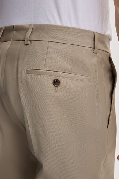 Elegante Anzughose mit Bundfalten