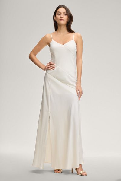 Satin-Slipkleid mit vorderseitigem Schlitz