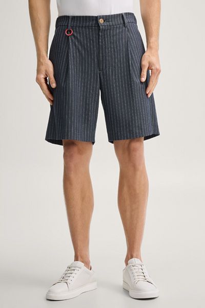 Gestreifte Bermuda-Shorts mit Bügelfalten