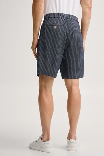 Gestreifte Bermuda-Shorts mit Bügelfalten