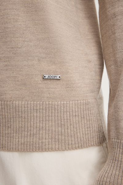 V-Ausschnitt-Pullover aus Merinowolle