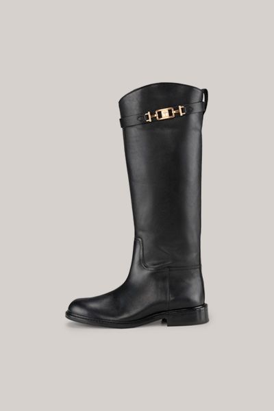 Elegante Lederstiefel im Reiterstil
