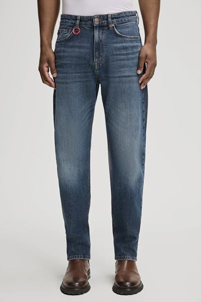 Klassische Five-Pocket Tapered Jeans