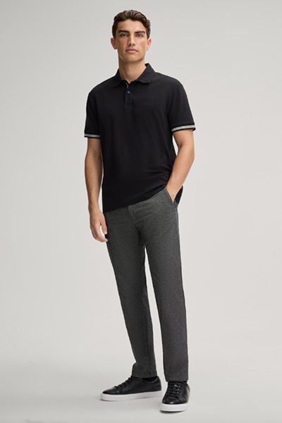 Schmal geschnittene Stretch-Baumwoll-Chino