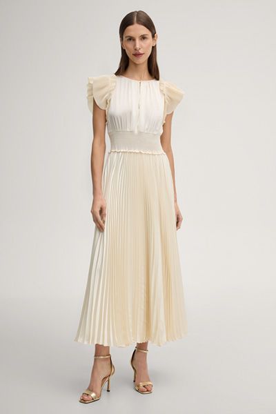 Elegantes Plisseekleid mit Flügelärmeln