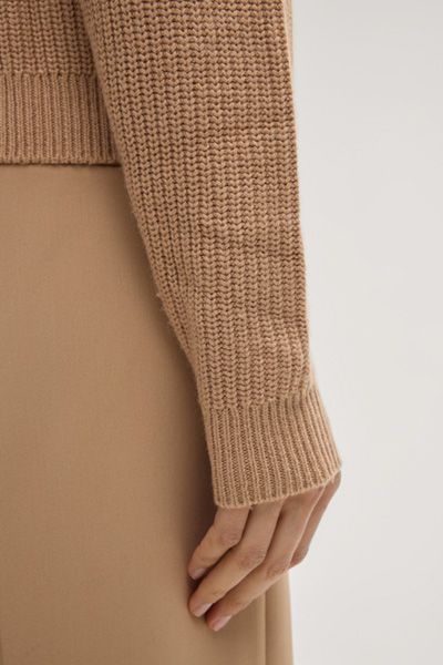 Woll-Kaschmir-Strickjacke mit Rundhalsausschnitt