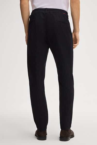 Lockere Bundfaltenhose aus Baumwolle