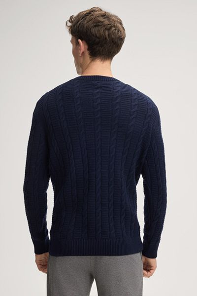 Klassischer Zopfstrickpullover mit Kaschmiranteil