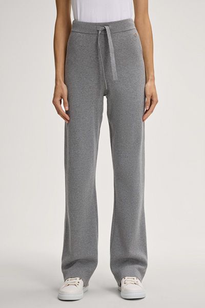 Feingestrickte Hose mit ausgestelltem Bein
