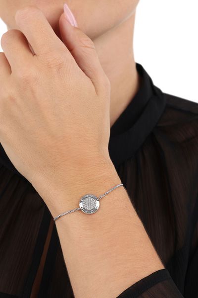Silbernes Armband mit Zirkonia-Kreis